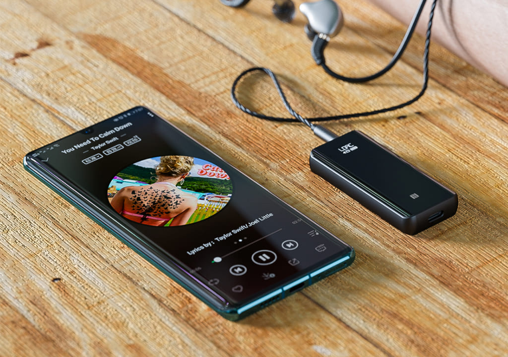 fiio BTR5 Bluetoothレシーバー　ポータブルアンプ