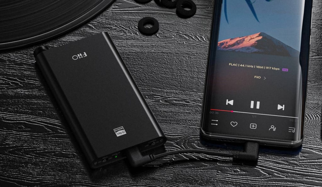 FiiO Q3 DAC内臓 ポータブルアンプ-